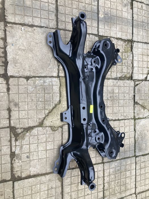 Преден мост за тойота аурис/Toyota auris 06-12г