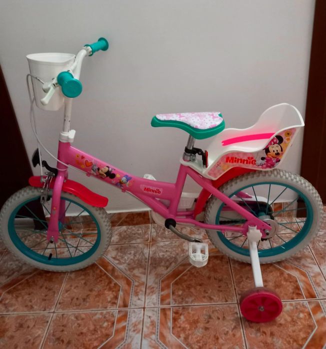 Vând bicicletă minnie mouse