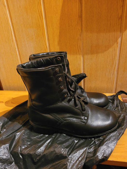 Продавам кубинки,нови,40номер!