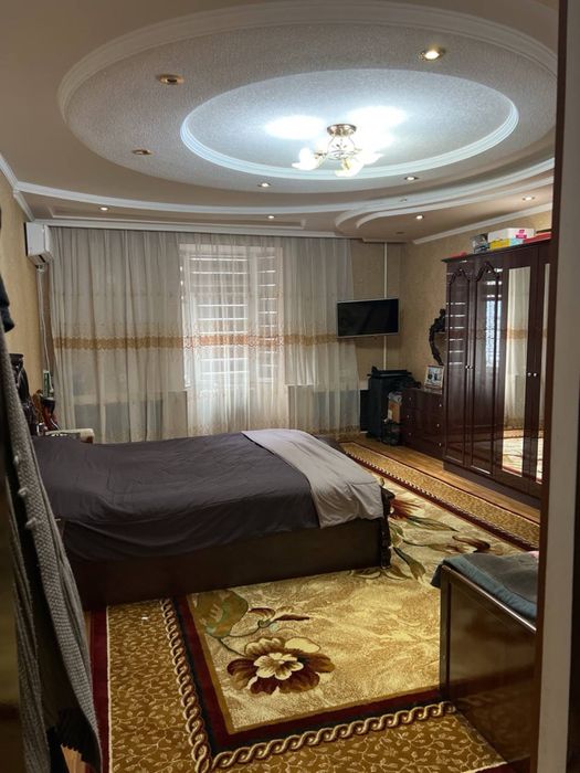 Кибрай марказида уй сотилади