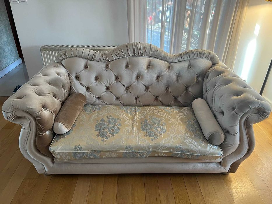 Set canapele model Chesterfield