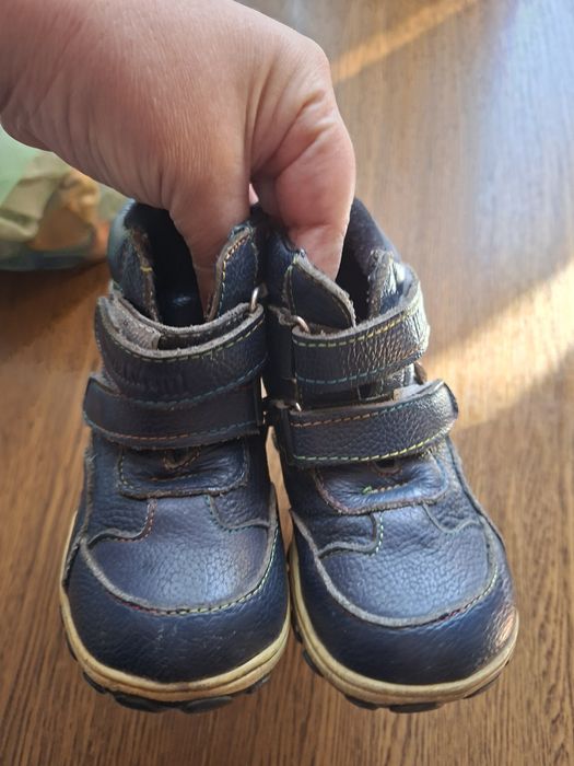 Продам ботинки срочно