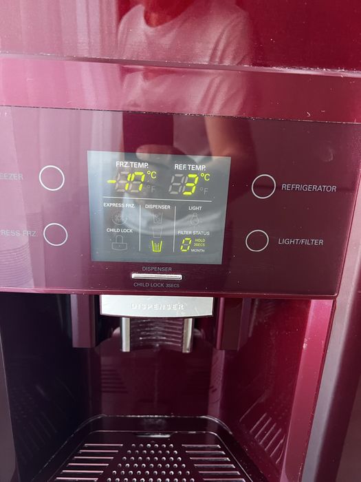 Холодильник LG с морозильной камерой