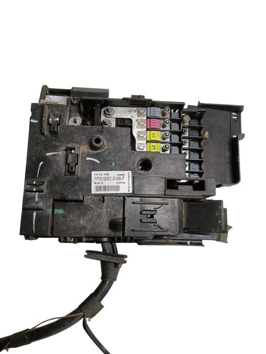 Capsa Baterie Volkswagen Touareg 7P5, 7P6 2010 - 2018 V6 Tdi Casd, Cjma, Crcd, Cvwa 7P0937548F