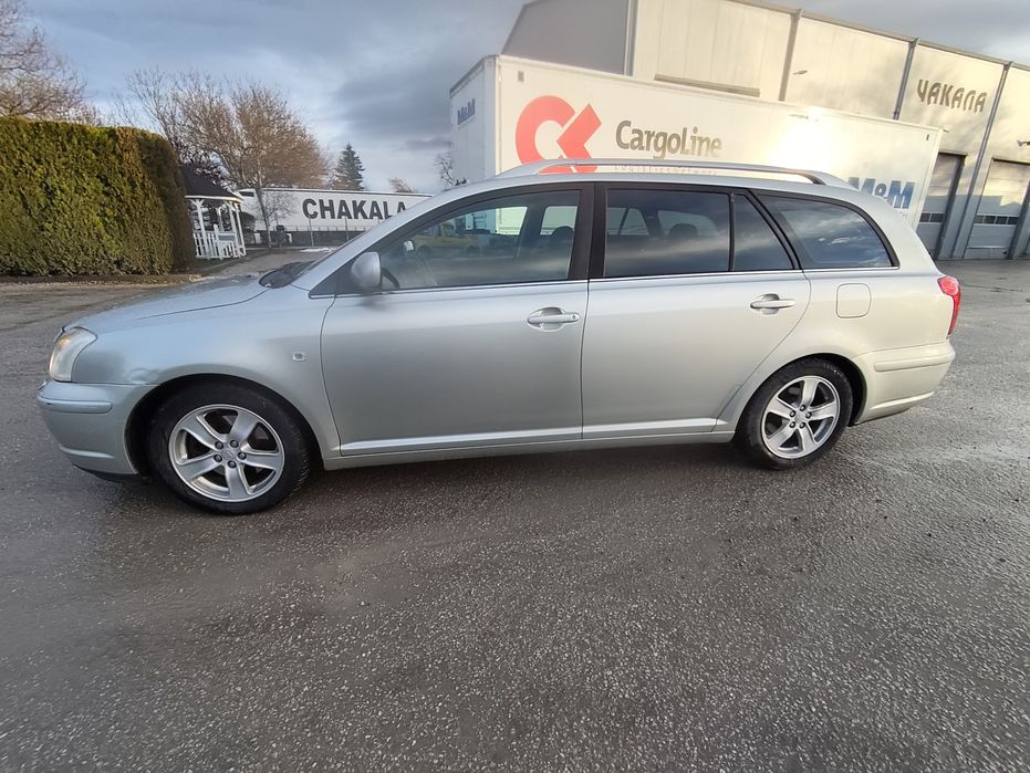 Toyota Avensis T25