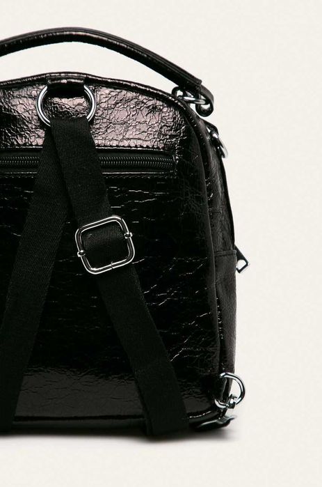 Малка дамска раница от еко кожа