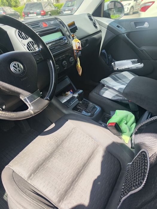 Vând vw Tiguan 4*4, 2.0 tdi, automat , 2008