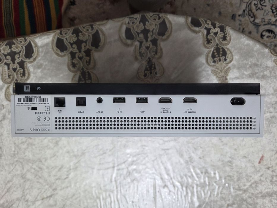 Xbox сатылады жаксы состояние