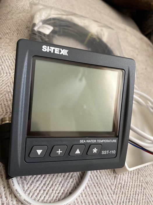 Termometru profesional pentru pescuit SI-TEX SST-110