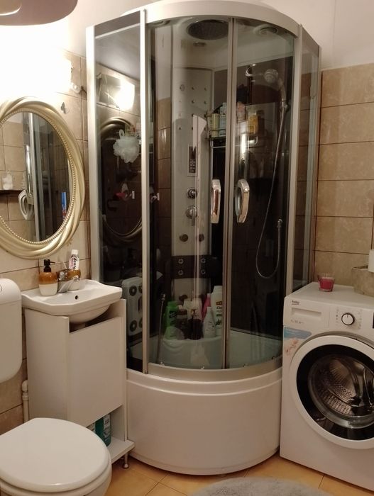 Vând sau schimb garsonieră centrală Târgu-Jiu