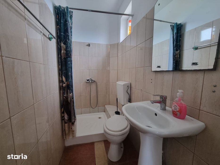 Pensiune de vânzare în Mamaia Sat, pe partea cu Hanul cu Pește