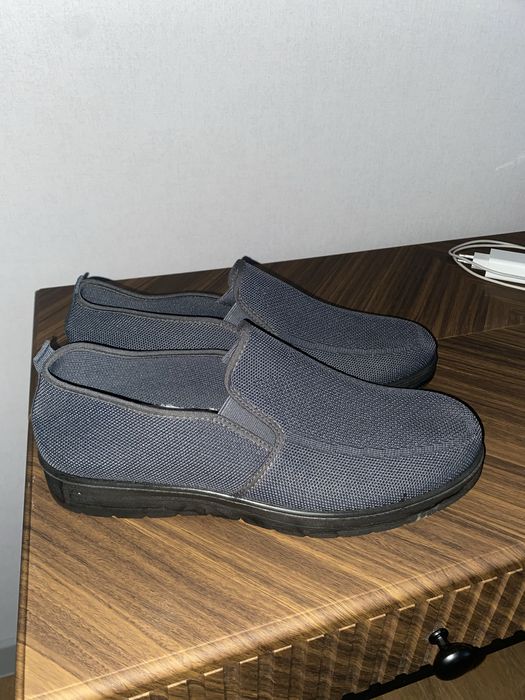 Новые кросовки (мокасины)