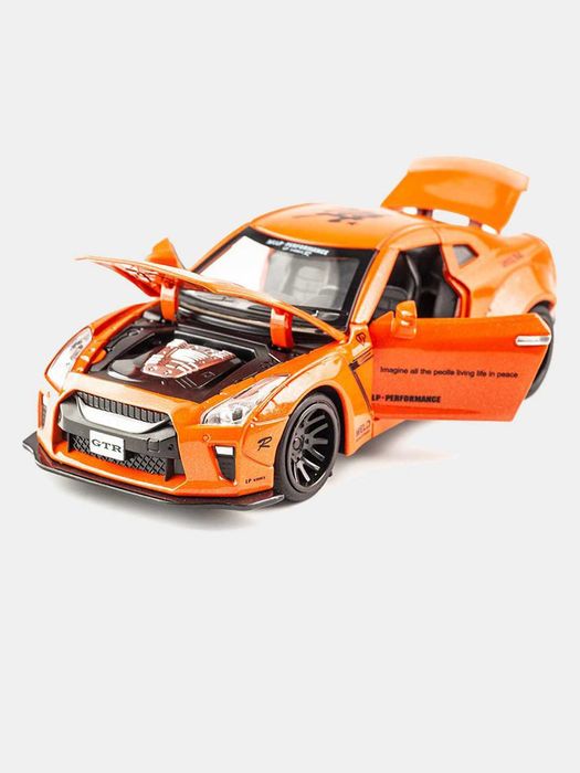 Игрушечные модельные машинки 1:32