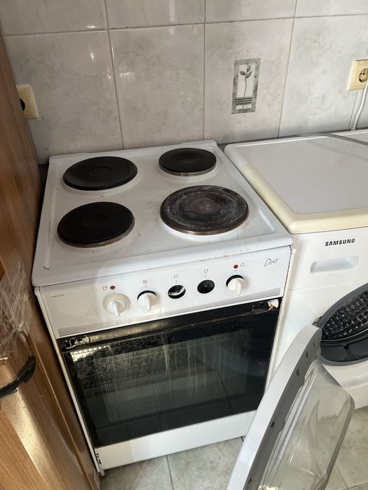 Холодильник и плита