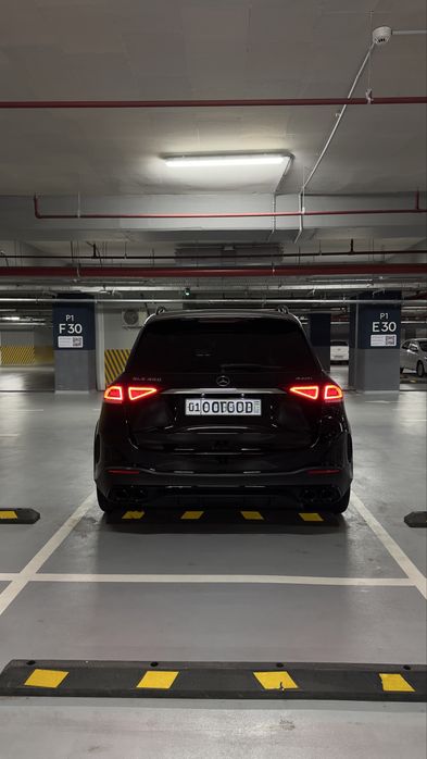 Срочно Mercedes Benz GLE450 4matic