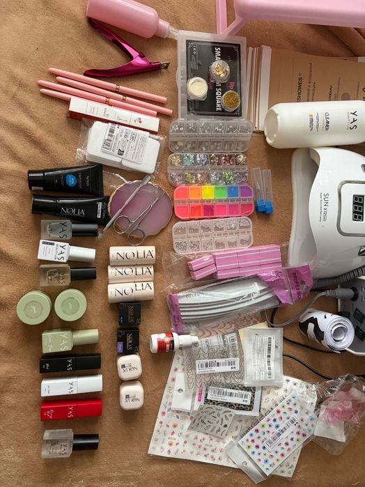 Vând Set manichiură