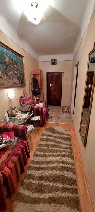 Apartament 3 camere.