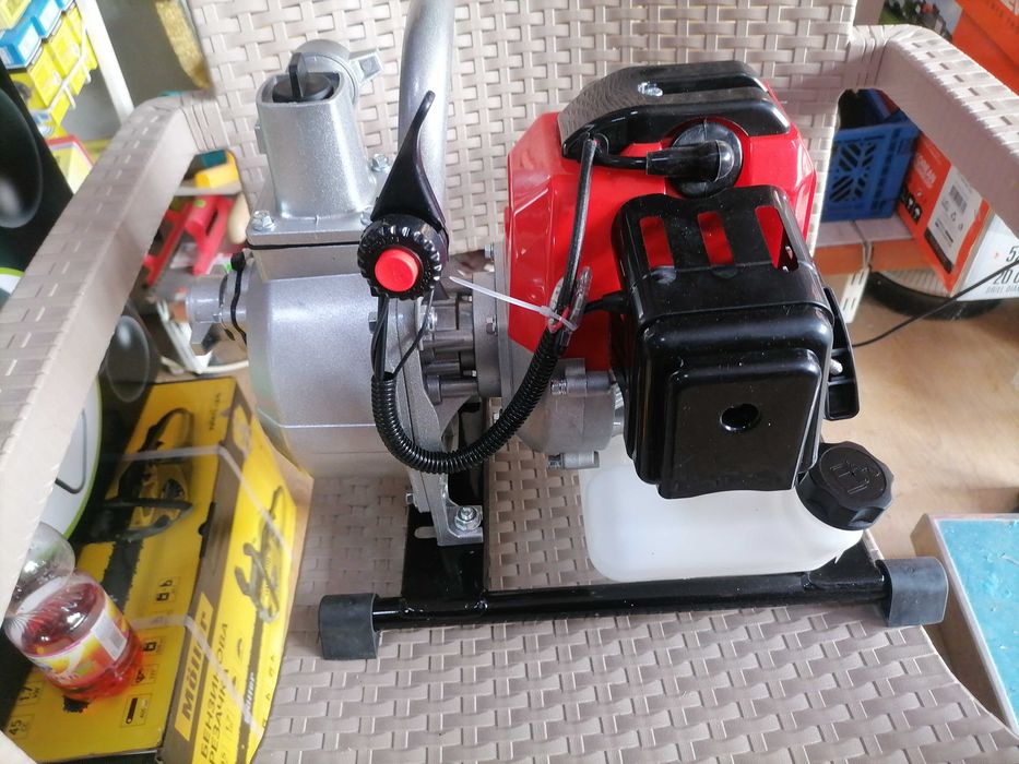 Бензинова водна помпа 1, 2" и 3"