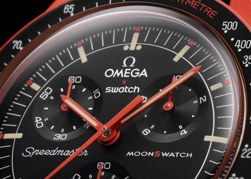 Ceas SWATCH X OMEGA MISSION TO EARTH LAVA Edition Chronograf Superb Nou 2026 !!
