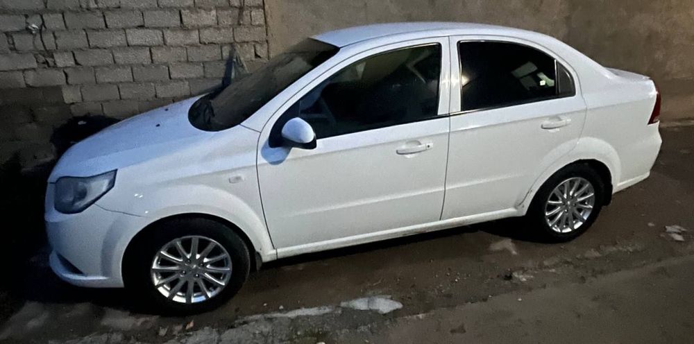 продам Машуни Нексия 3