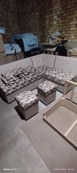 Kuxonniy va yumshoq divanlar