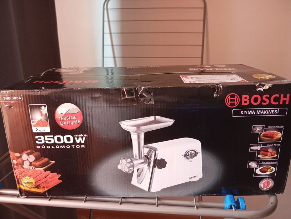 Продам электромясорубку