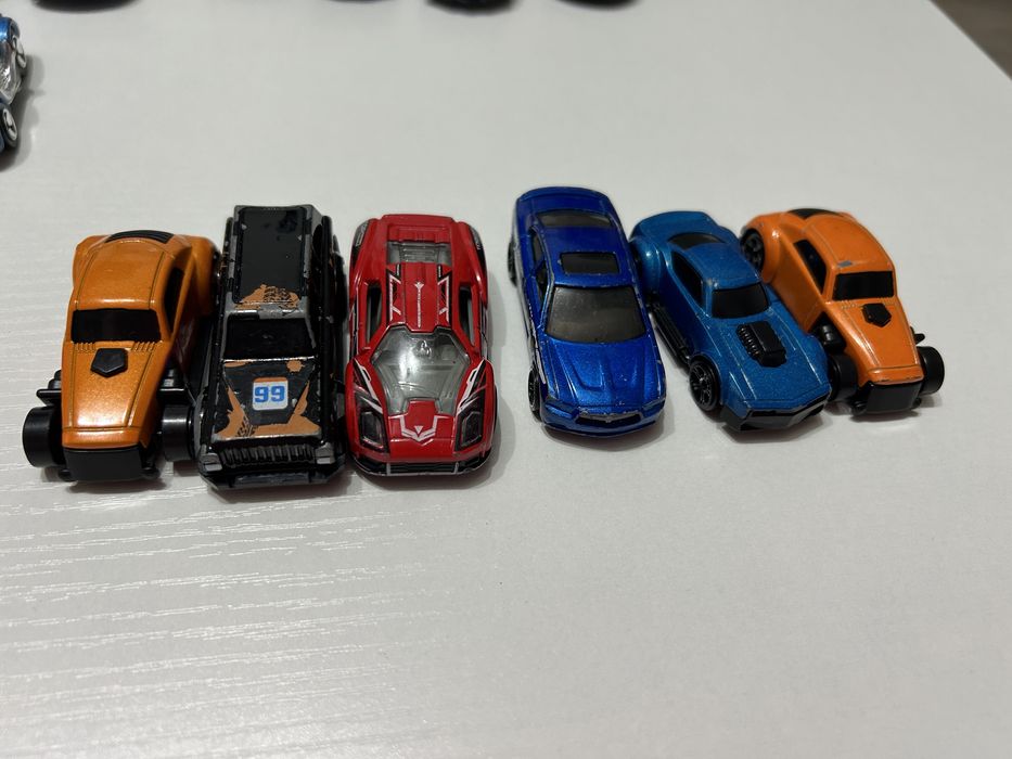 Masinute de metal baietel