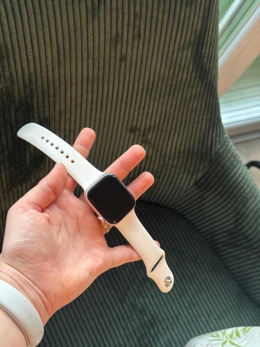 Apple Watch 10, GPS, Cellular, Rose Gold Aluminium 42mm - S/M