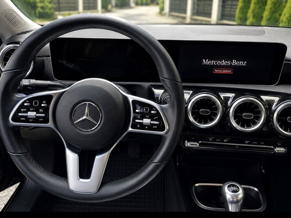 Mercedes CLA 180 _2020
