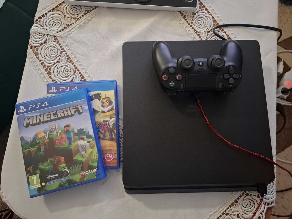 Consola PlayStation 4 slim