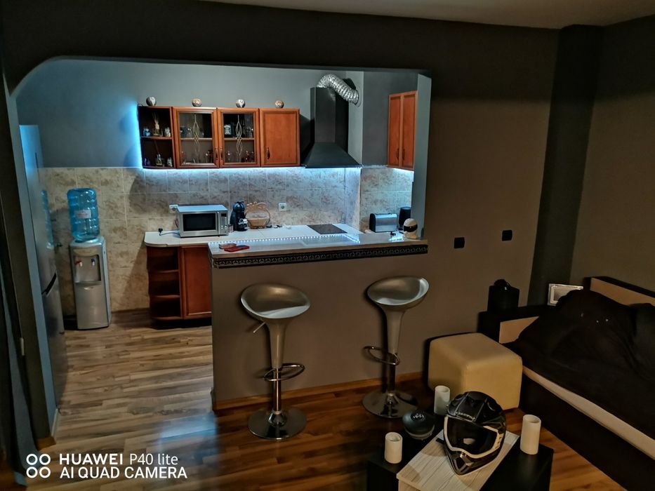 Продава се Четиристаен апартамент в Монтана, Изгрев - 144 кв.м за 778 €/кв.м - Снимка #2