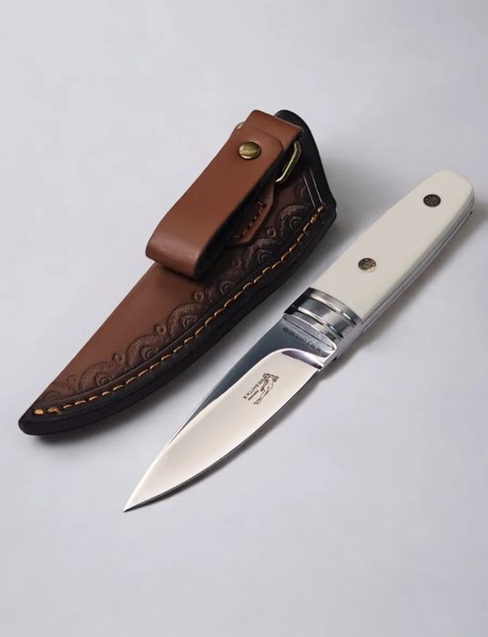 Продам нож новый