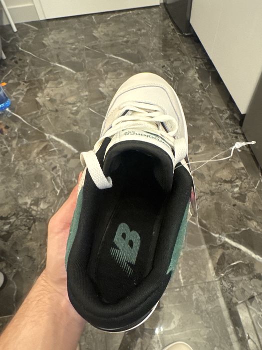 Adidasi New Balance 550