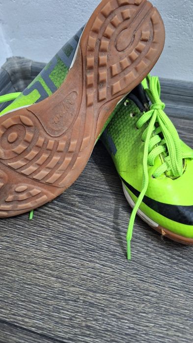 Ghete futsal copii marimea 38