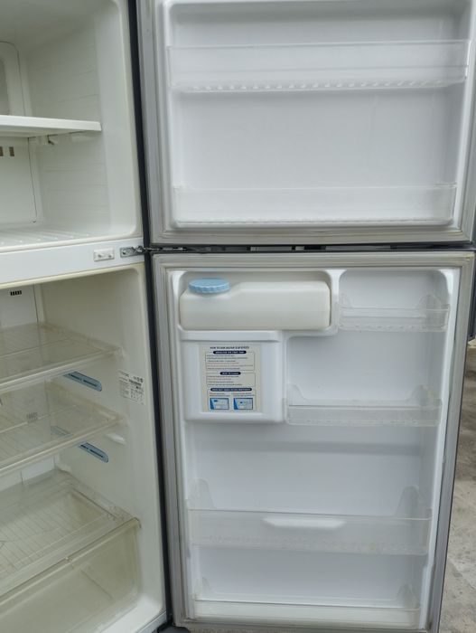 Холодильник Daewoo