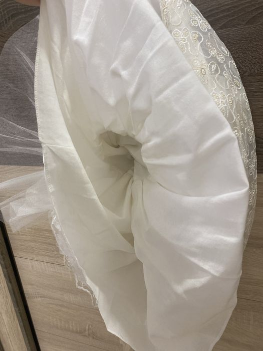 Продам платье на девочку