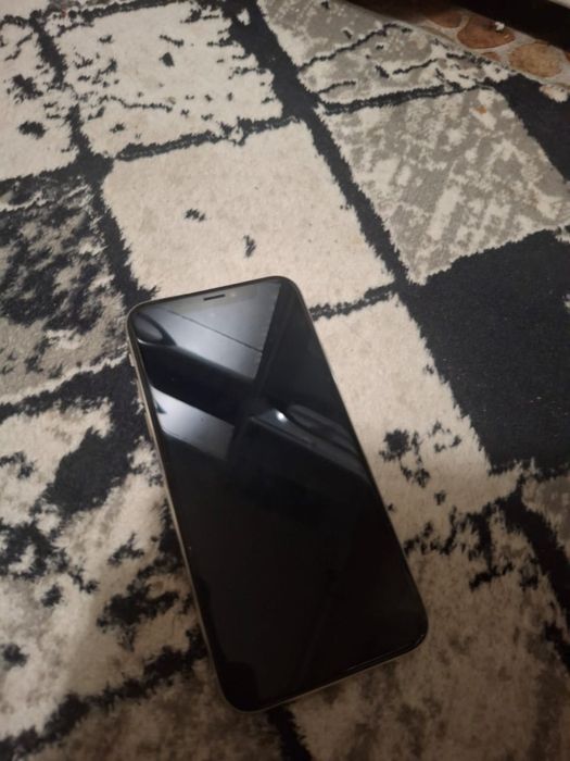 Обменяю айфон х