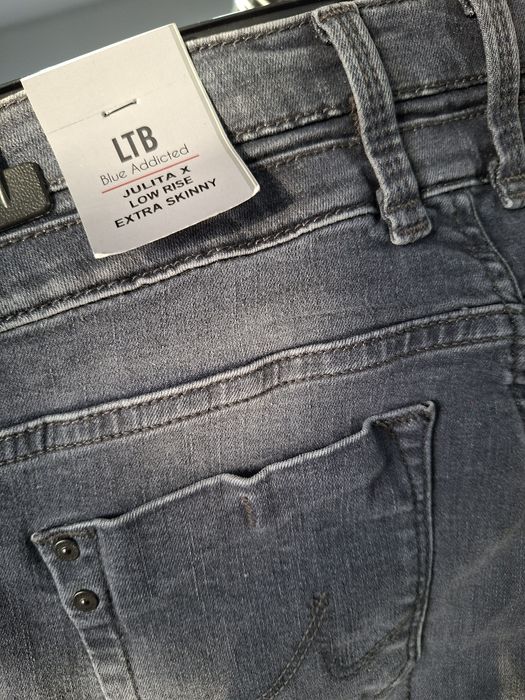 Дамски дънки LTB