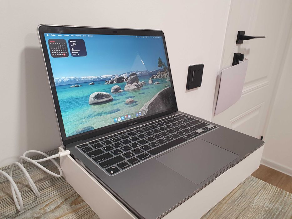 Apple MacBook Air M1, 20 циклов