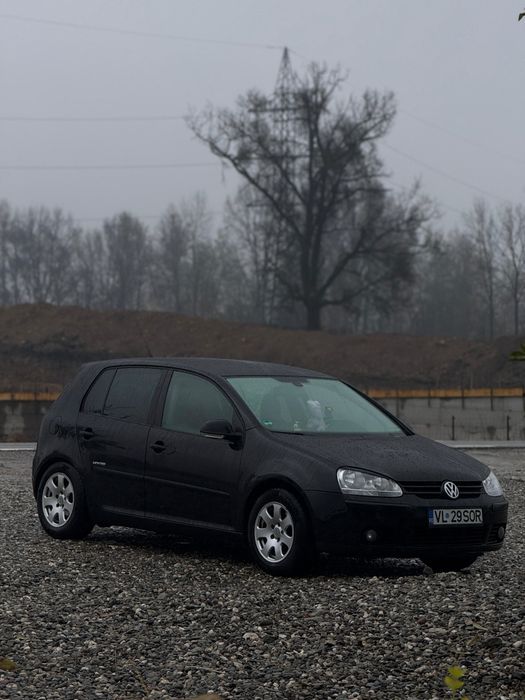 Vând golf 5 1.4 benzina