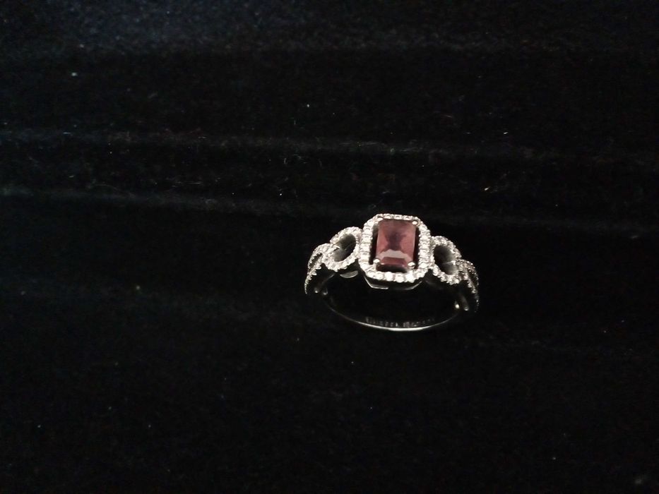 Златно колие и пръстен   с диаманти Алтънбаш