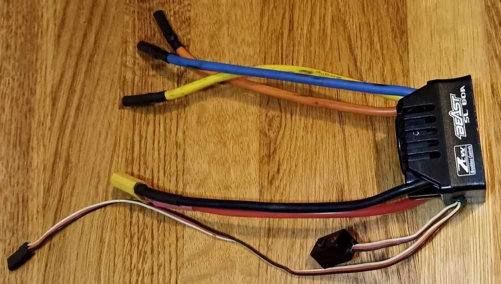 Variator de turatie brushless 80A alimentare 2S-4S (7 - 15V) navomodel