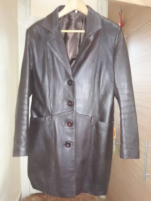 Haina de piele naturala