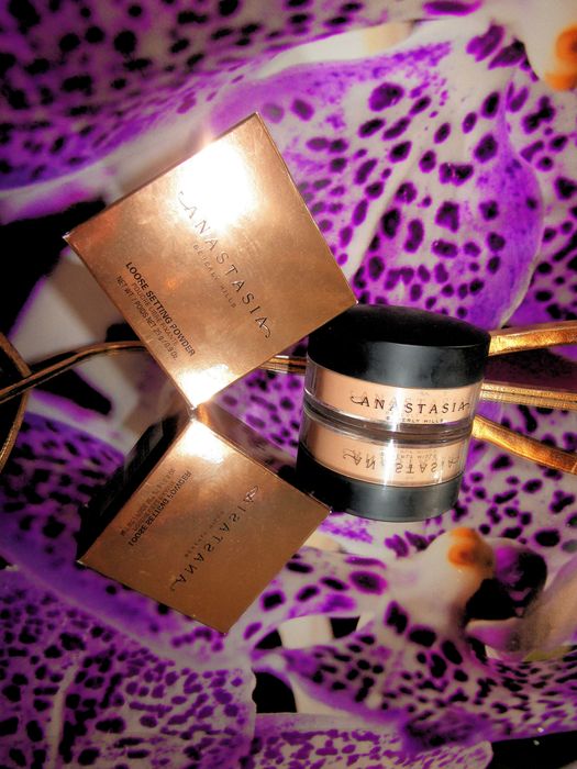 Anastasia Beverly Hills - Маркова Фиксираща пудра