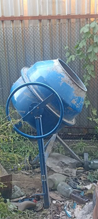 Бетона мешалка на прокат