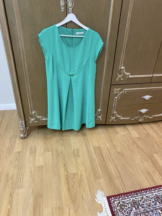 Все платья по 3000 тг