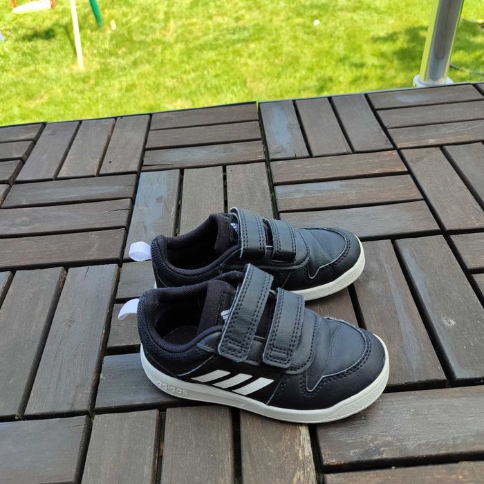 Маратонки за момче 25 номер Adidas