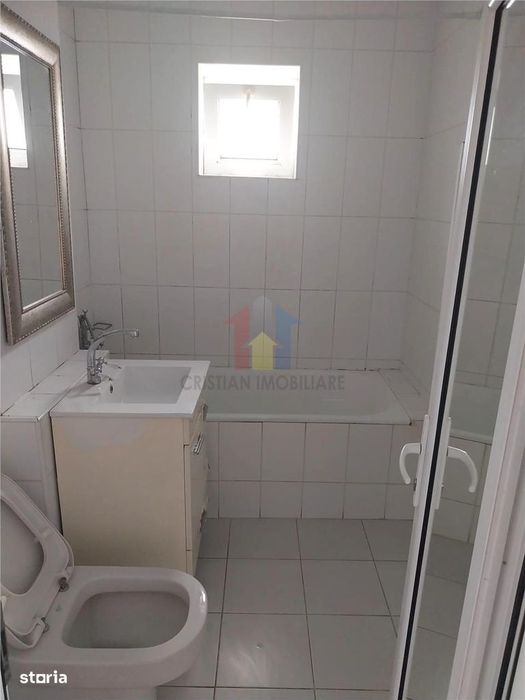 SPATIOS! Apartament 3 Camere, zona catedrala 82 mp