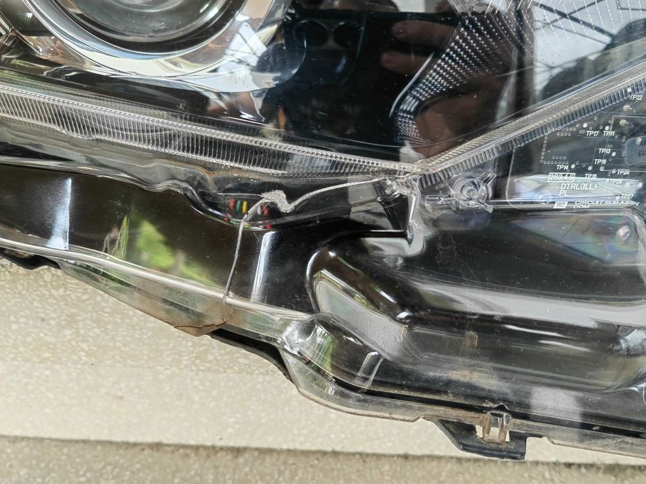 Фар Toyota Auris LED десен / Фар Тойота Аурис / Фар Auris Оригинален