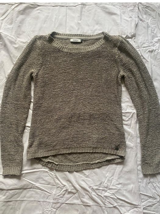 Продам одежду женскую